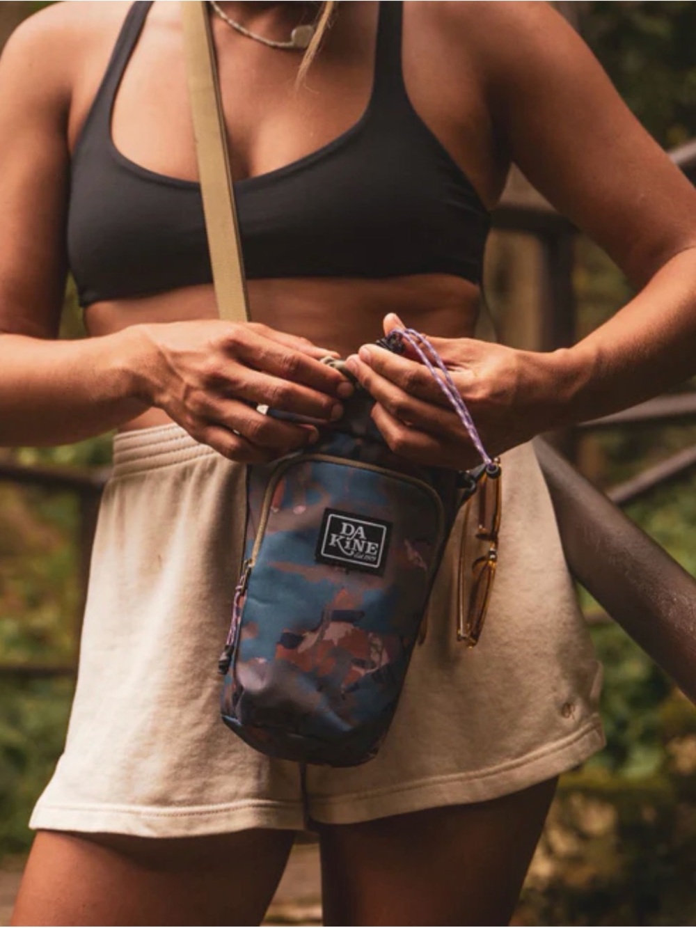 Dakine Crossbody Water Bottle Bag